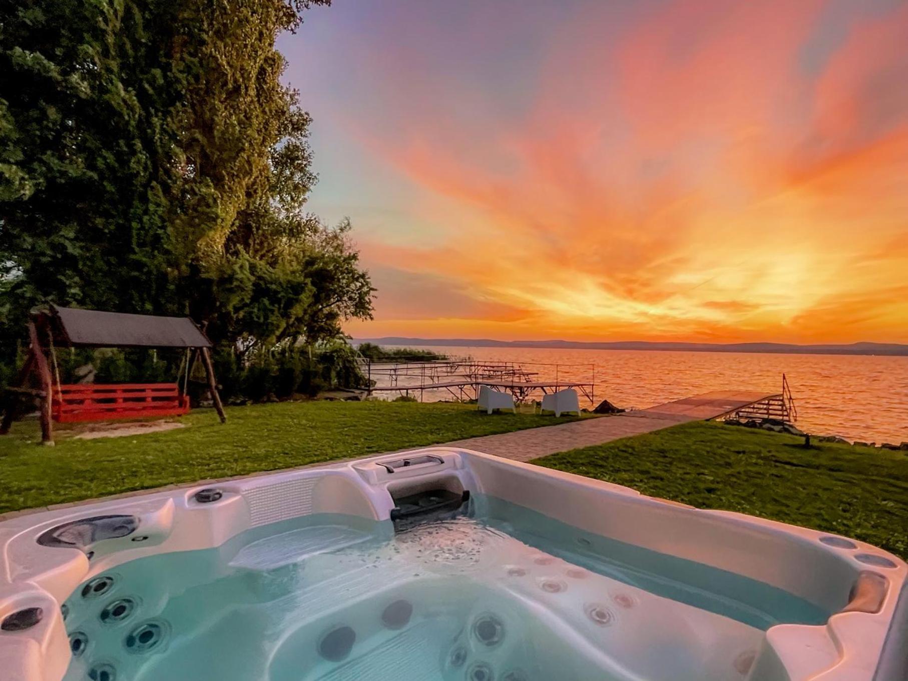 Zoeldpart Villa バラトンサールソー エクステリア 写真